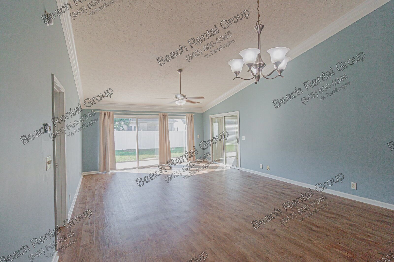 Bright and Welcoming 3 Bedroom ~ Fenced in Back Yard property image