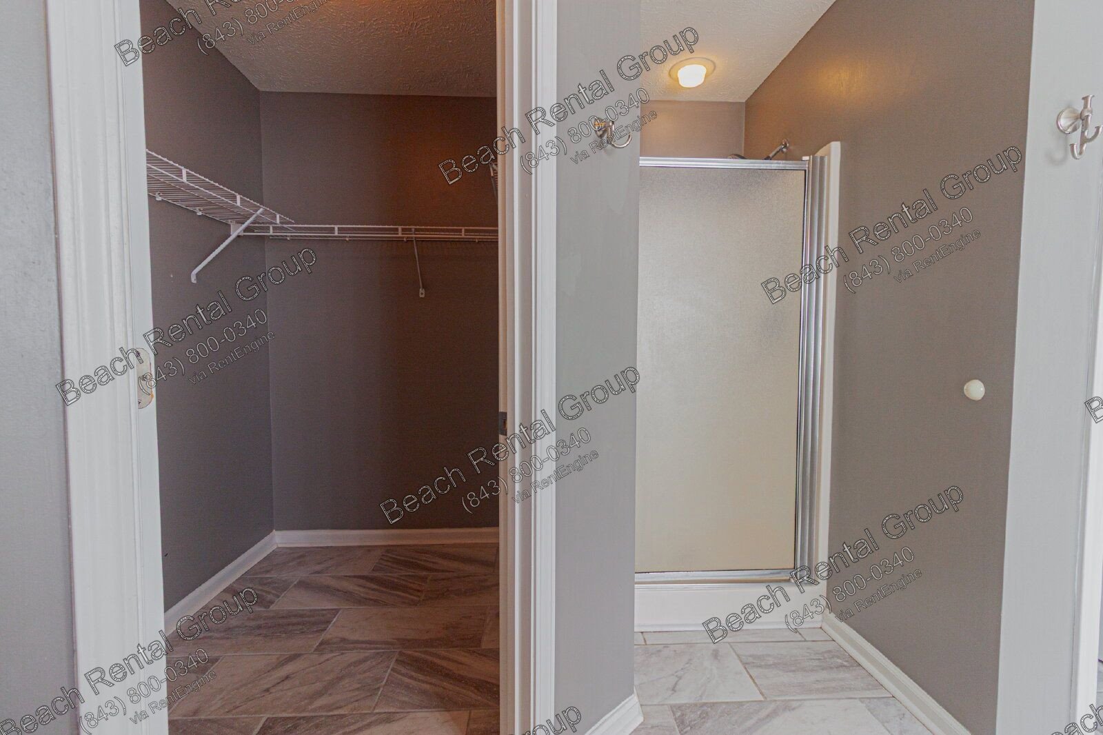 Bright and Welcoming 3 Bedroom ~ Fenced in Back Yard property image