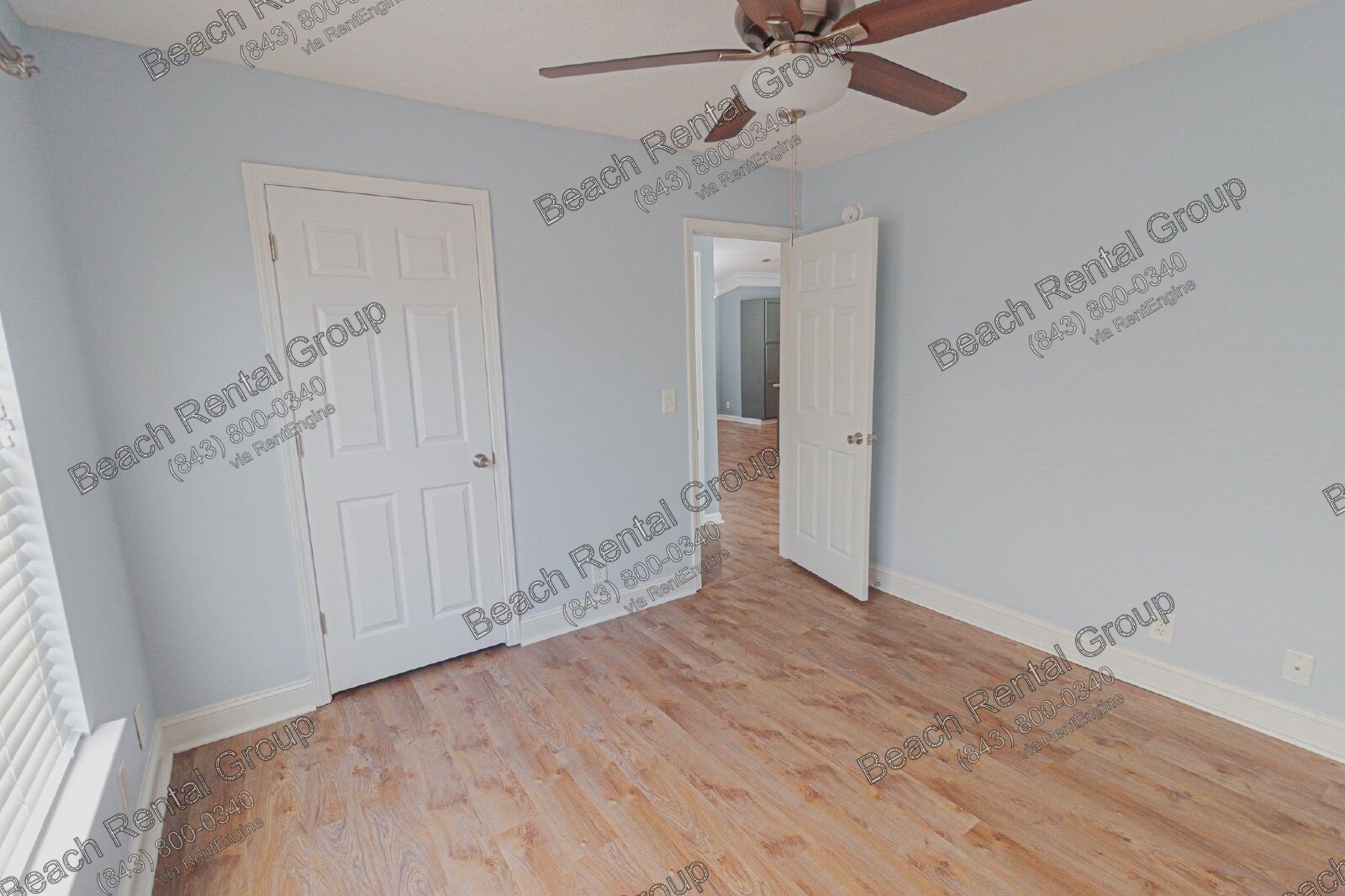 Bright and Welcoming 3 Bedroom ~ Fenced in Back Yard property image