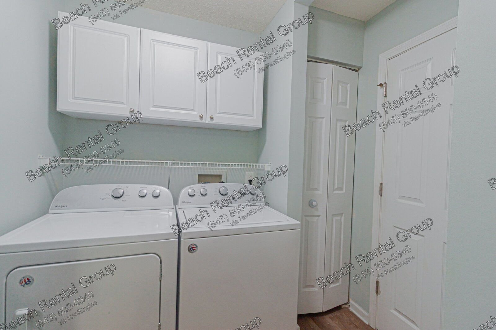 Bright and Welcoming 3 Bedroom ~ Fenced in Back Yard property image