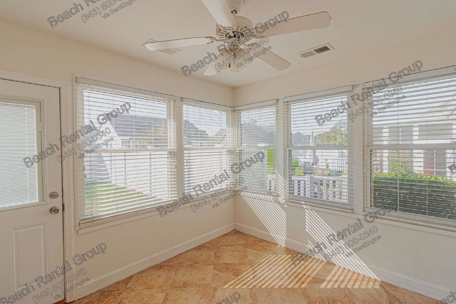 Bright and Welcoming 3 Bedroom ~ Fenced in Back Yard property image