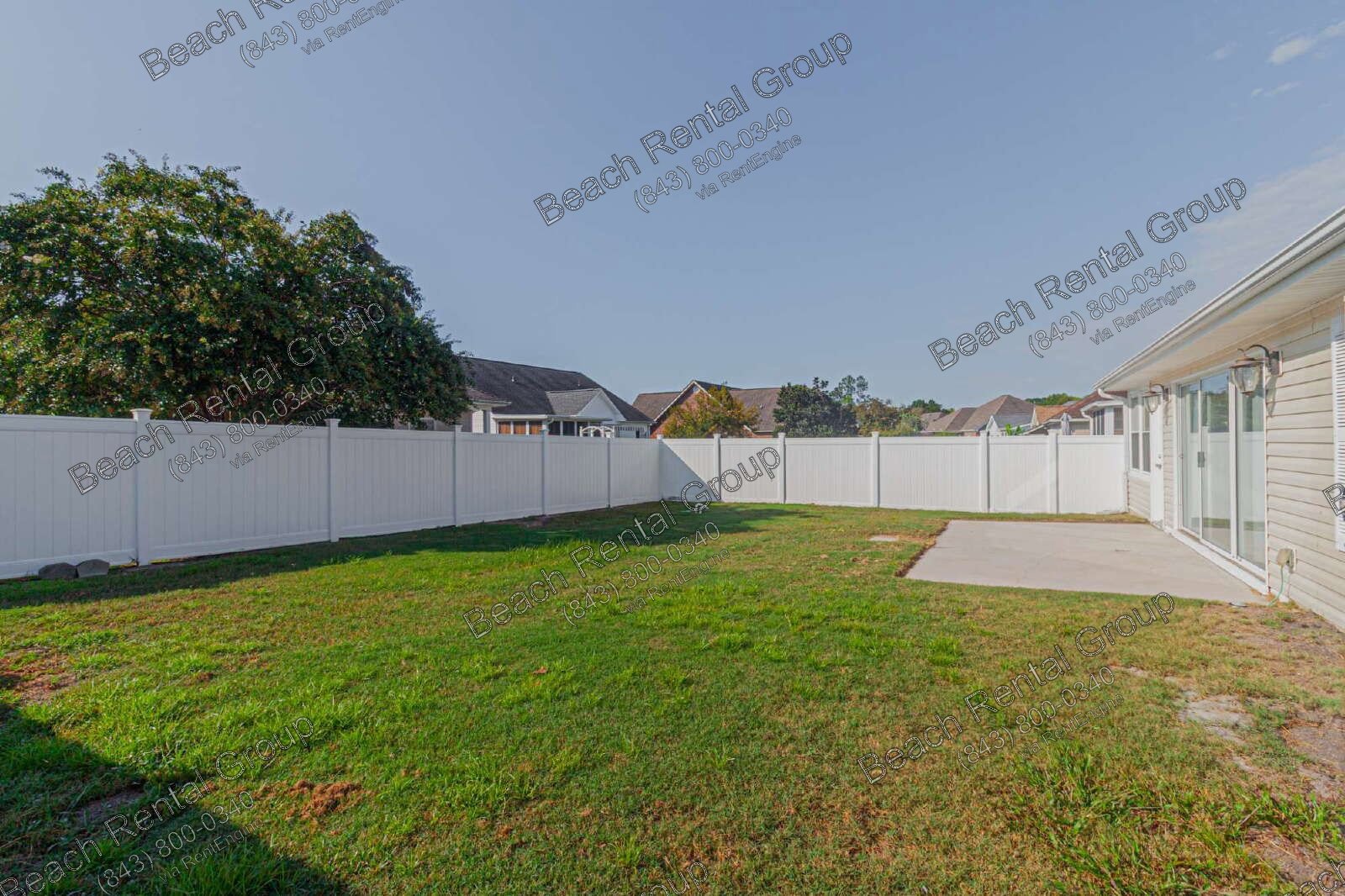 Bright and Welcoming 3 Bedroom ~ Fenced in Back Yard property image