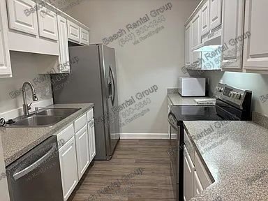 Beautifully updated 3-bedroom, 2-bath condo property image
