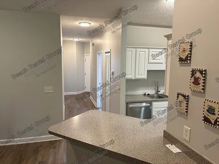 Beautifully updated 3-bedroom, 2-bath condo property image