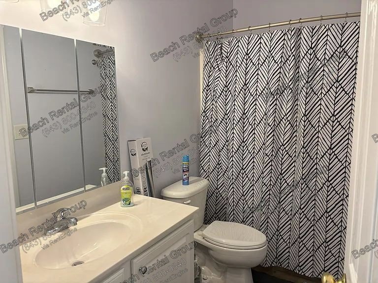 Beautifully updated 3-bedroom, 2-bath condo property image