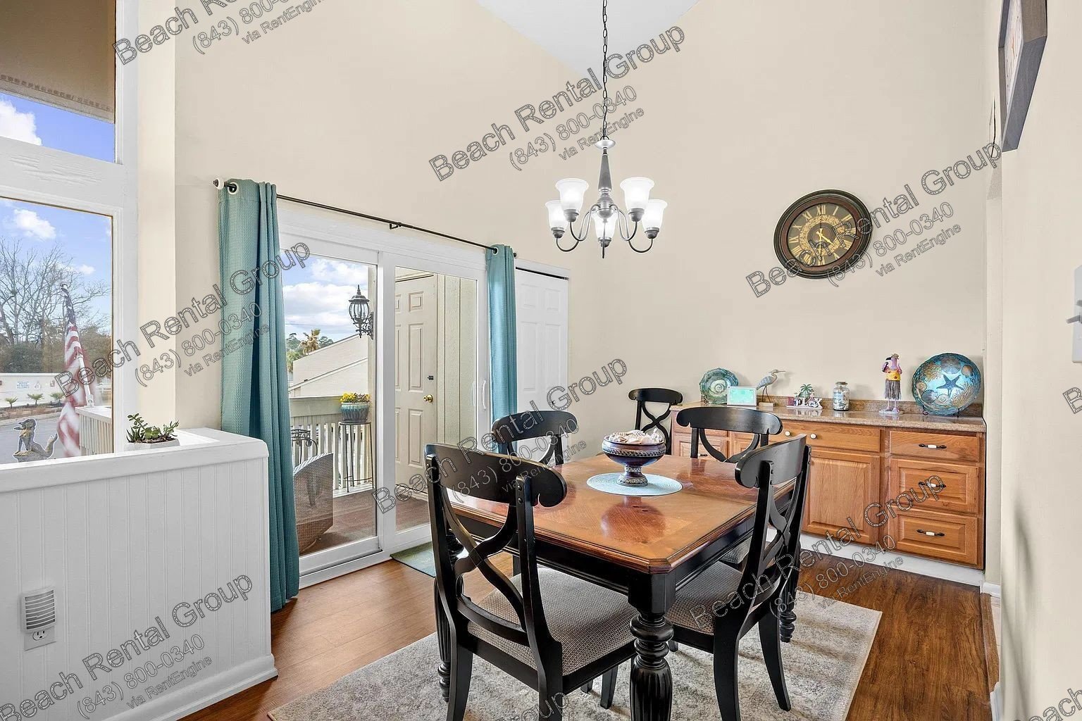 Spacious 3-Bed Townhouse in Prime North Myrtle Beach Location – 2300 Sq Ft of Comfortable Living! property image
