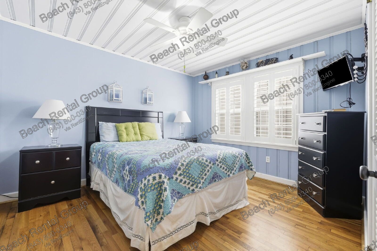 4 Bedroom SFH 1/2 Block from Ocean property image