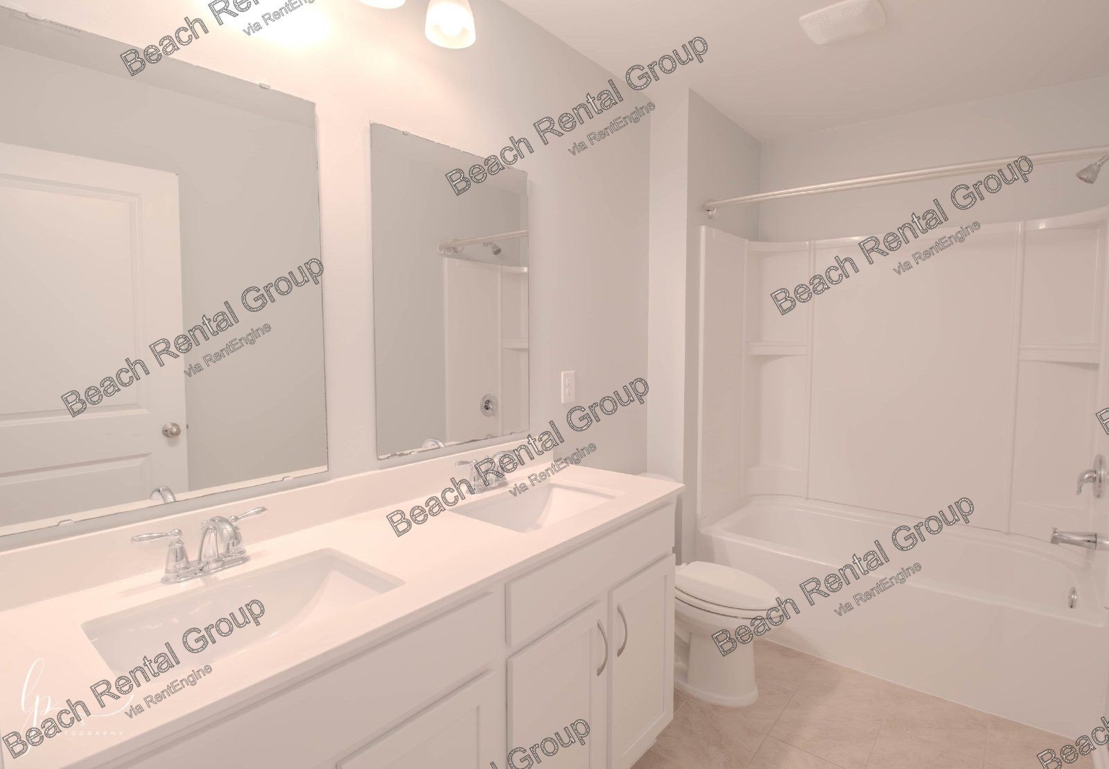 4 Bedroom Home with Fenced in Backyard property image