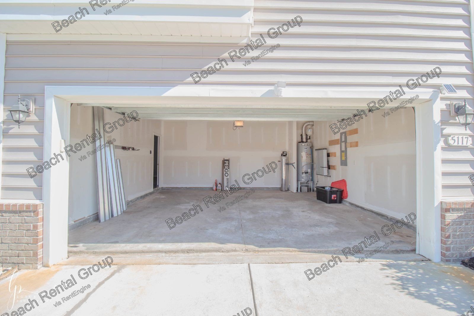 4 Bedroom Home with Fenced in Backyard property image