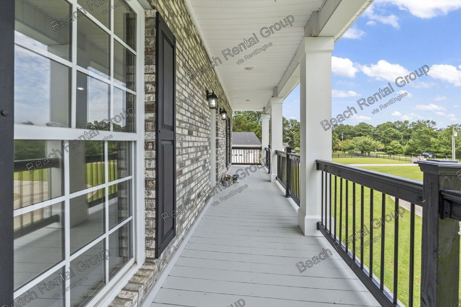 Peaceful and Luxury Living on 3+ Acres property image