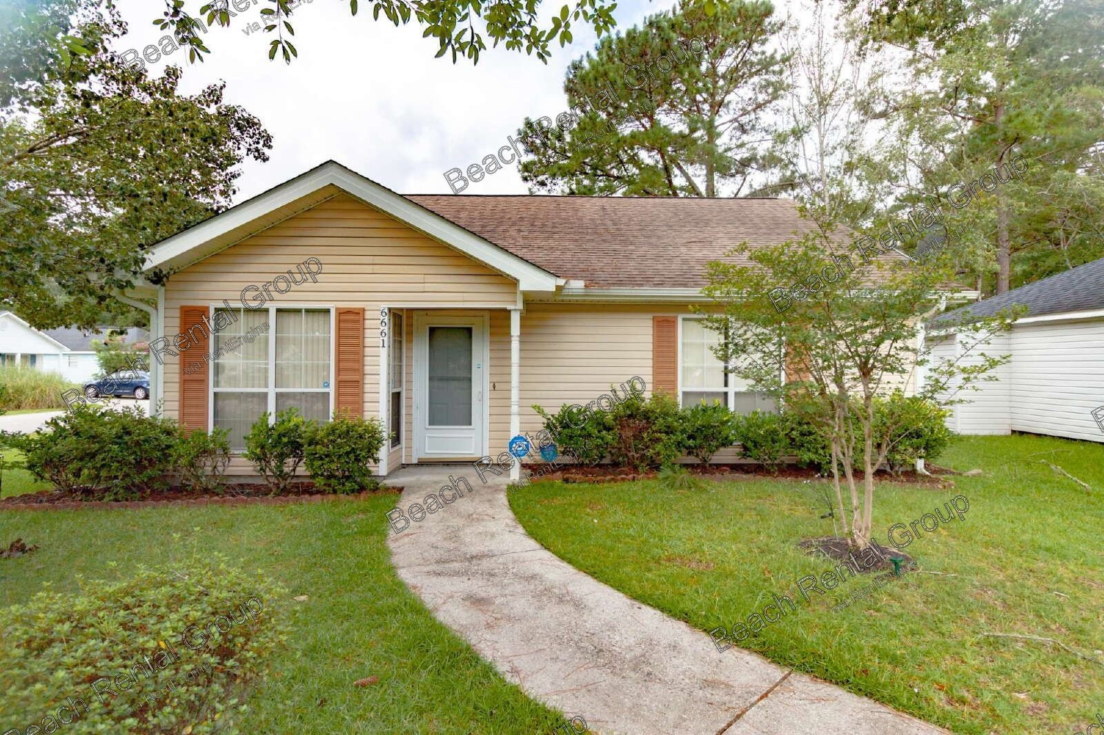 Corner Lot ~ 2 Bedroom in Gated Community property image