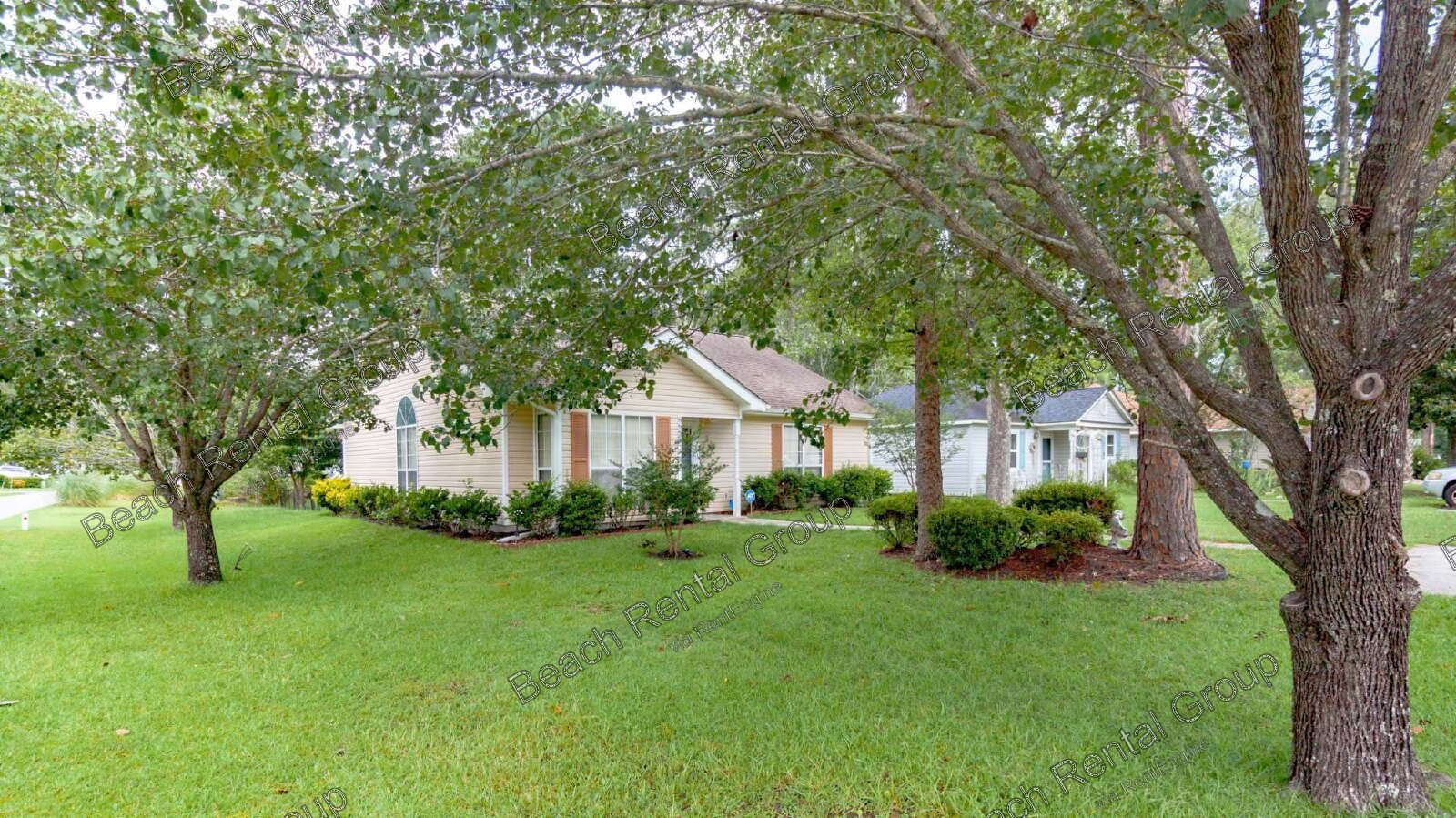 Corner Lot ~ 2 Bedroom in Gated Community property image