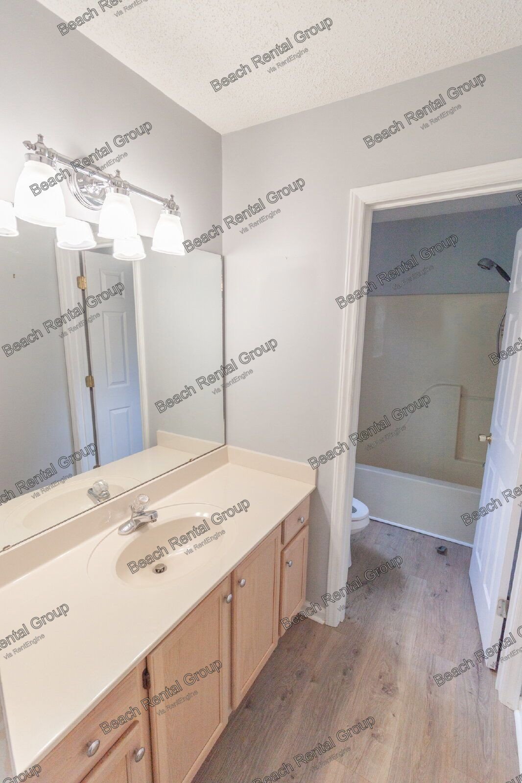 Corner Lot ~ 2 Bedroom in Gated Community property image