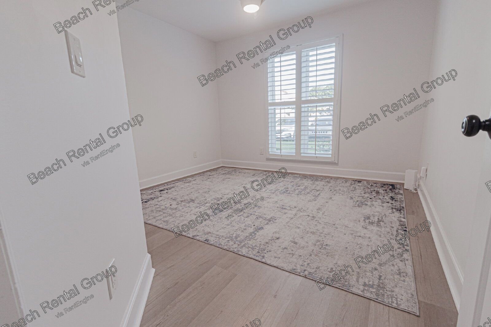 Modern and Stylish 2 Bedroom Condo with Marsh View property image