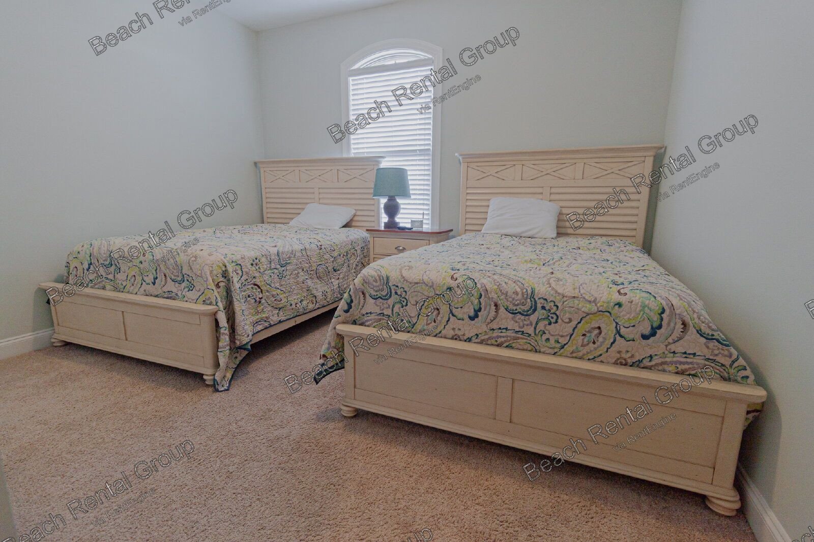 Corner Lot with Screened Patio property image