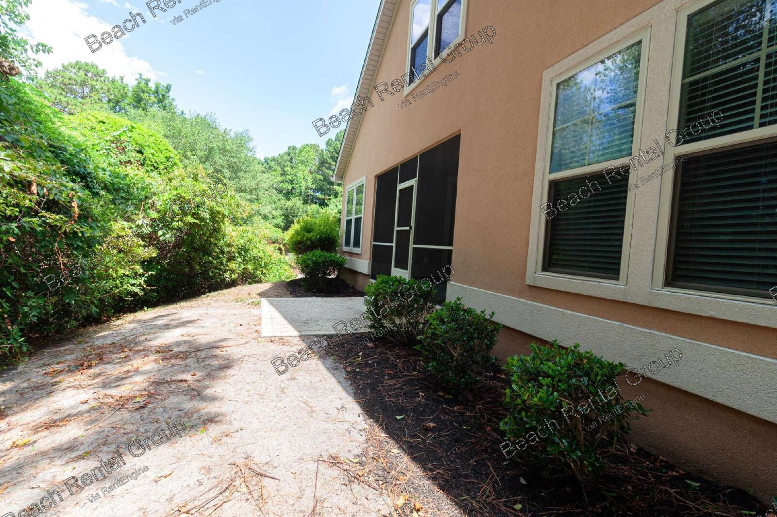 Corner Lot with Screened Patio property image