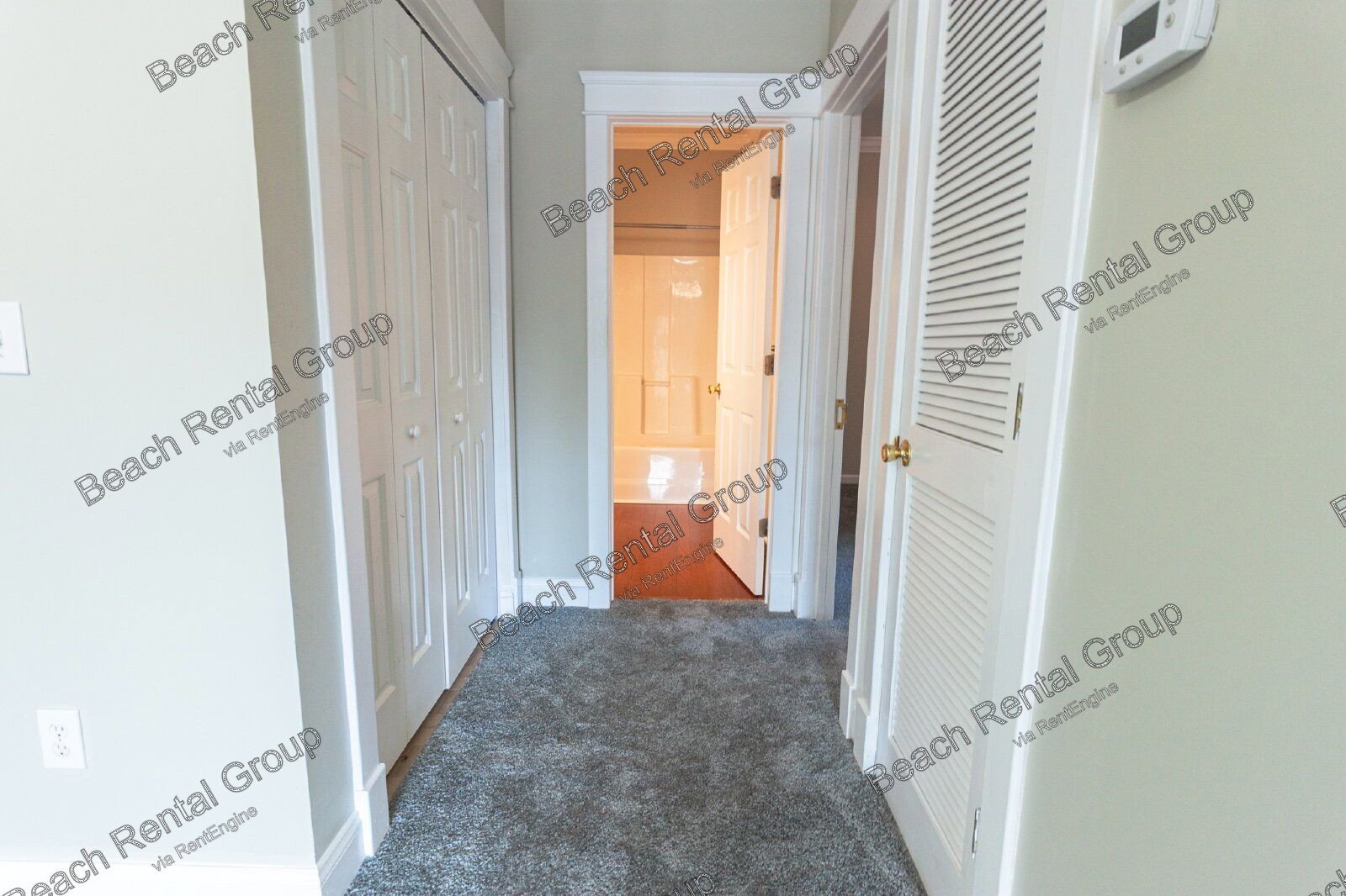 Open and Inviting End Unit property image