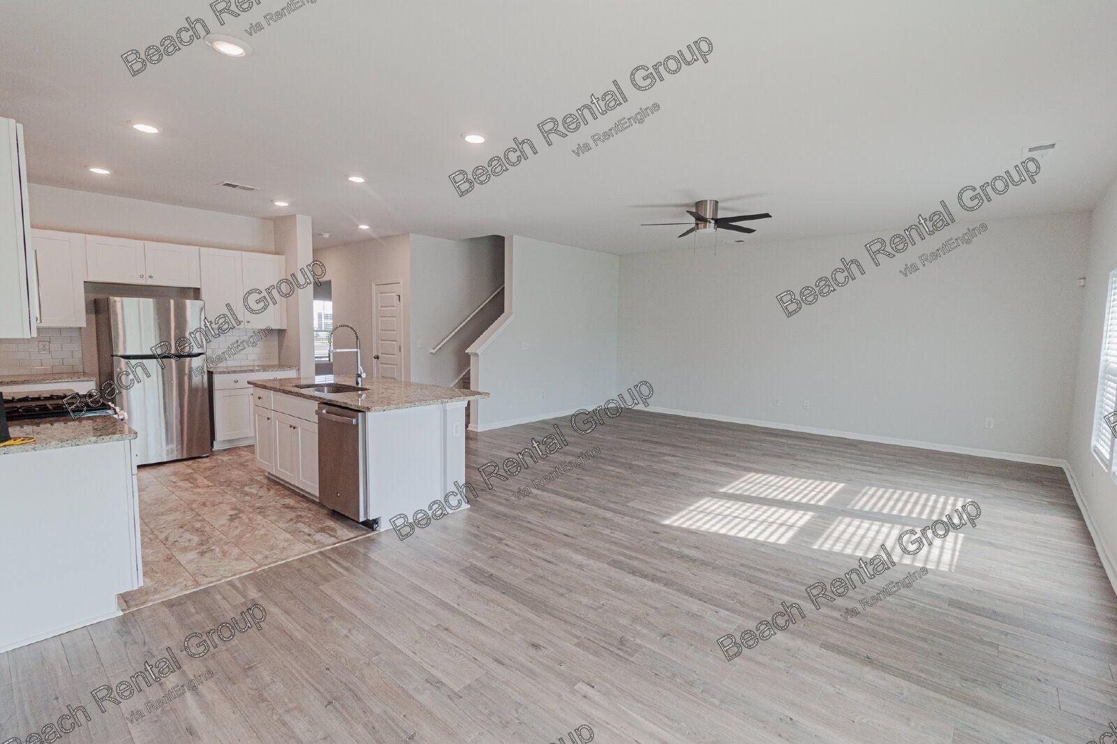 6 Bedroom Home with Fully Fenced Backyard property image
