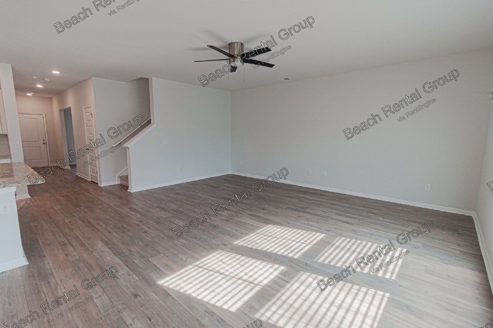 6 Bedroom Home with Fully Fenced Backyard property image