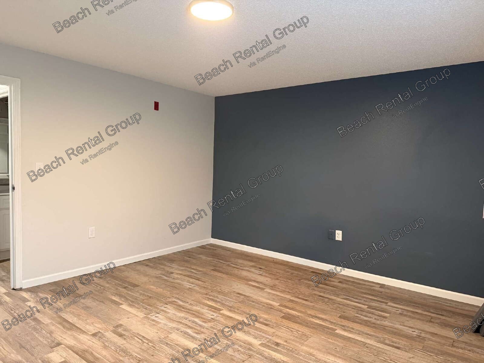 Renovated 1 Bedroom, All Utilities Included property image