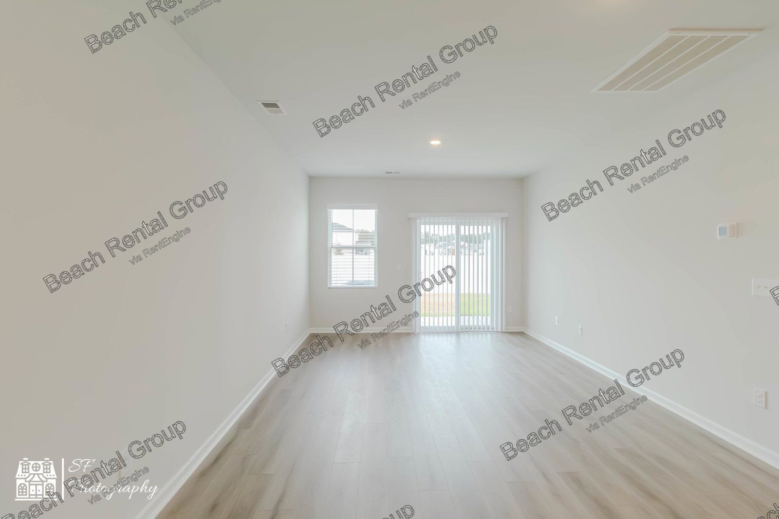 3 Bedroom Townhome w/ First Floor Master property image