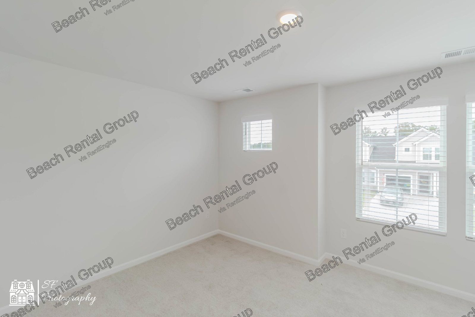 3 Bedroom Townhome w/ First Floor Master property image