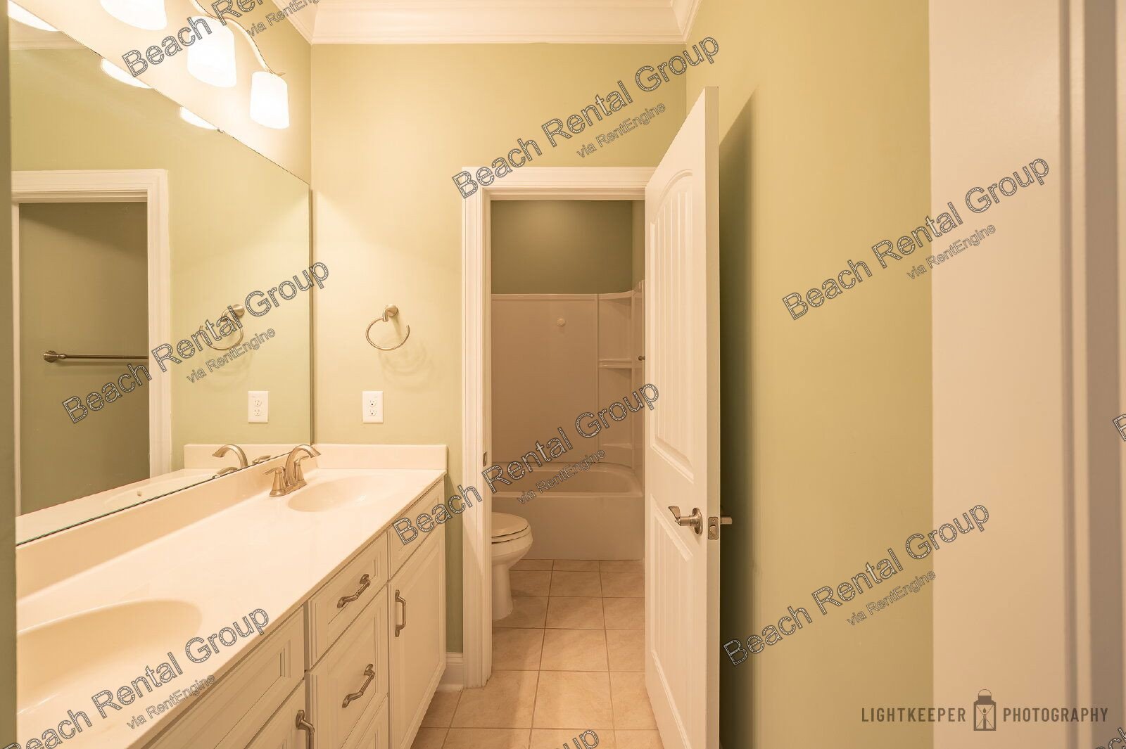 Tons of Natural Light, Golf Course and Pond Views property image