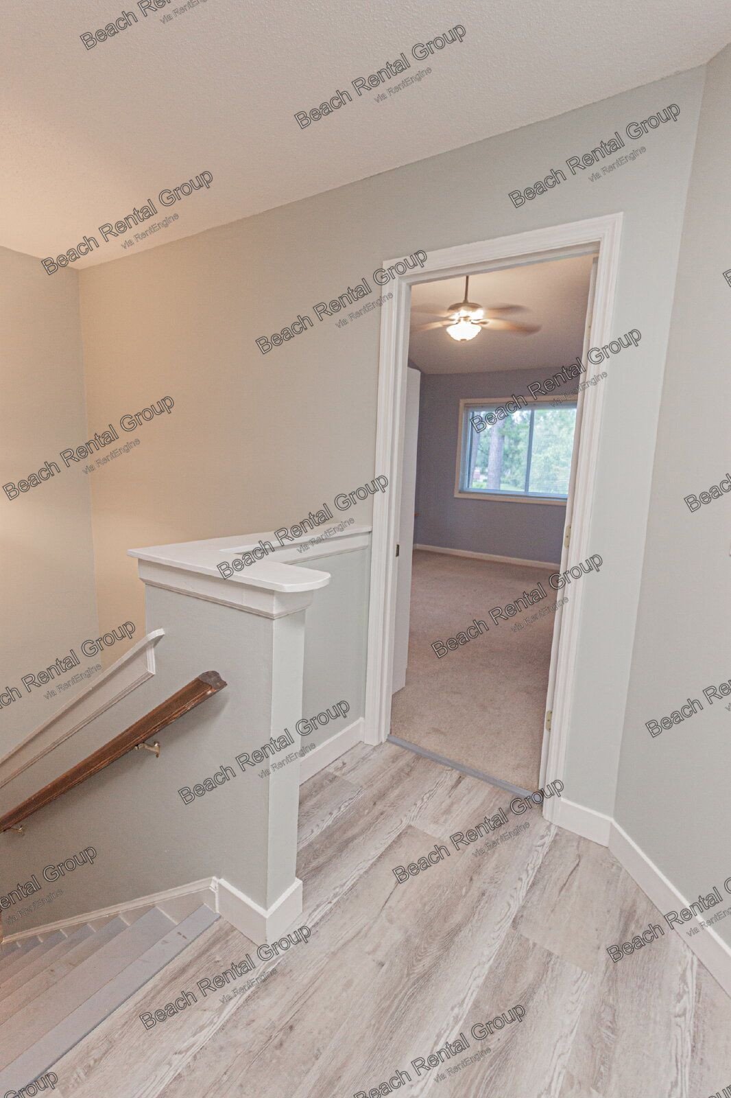 3 Bedroom, End Unit in Gated Community property image