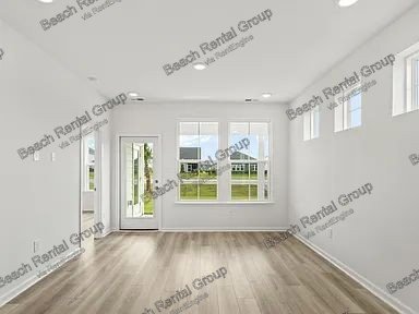Spacious 4-Bedroom End Unit Townhouse with Incredible Amenities property image