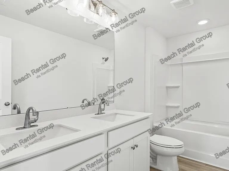 Spacious 4-Bedroom End Unit Townhouse with Incredible Amenities property image