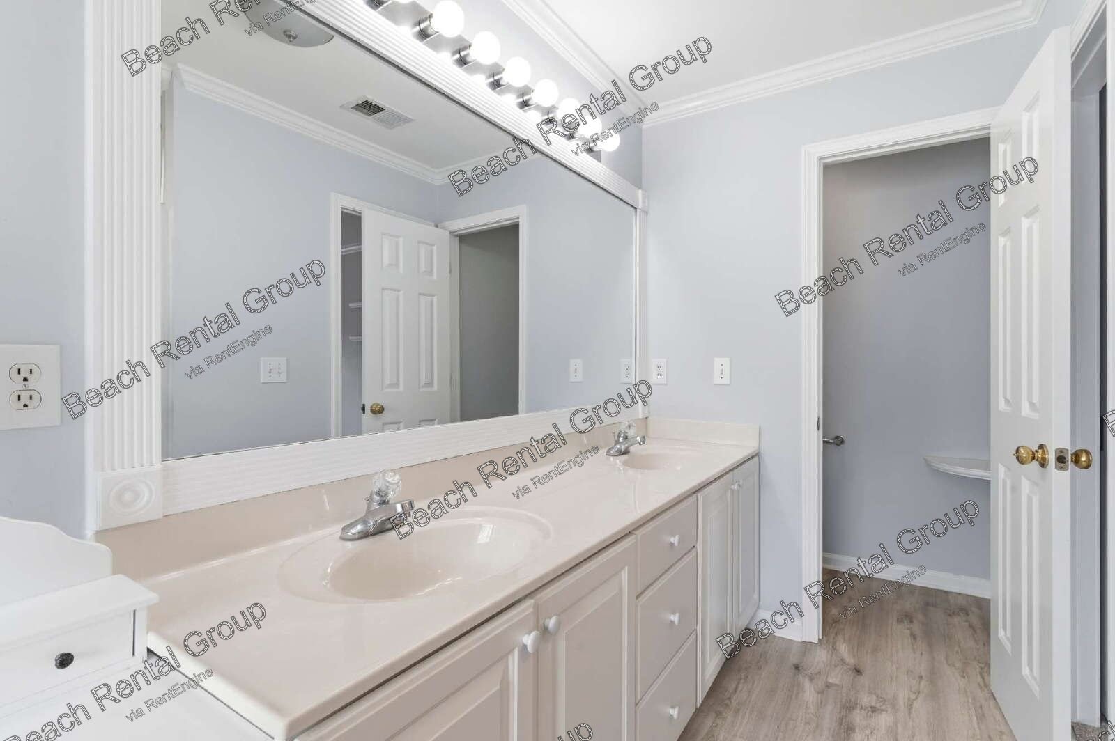 Beautifully renovated 2nd floor condo in Murrells Inlet property image